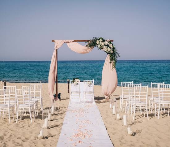 Ślub cywilny na plaży na Sardynii