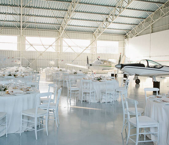 Hangar wedding, allestimento ricevimento. Photo@IglooPhoto
Wedding Design&Planning@THAT DAY di Monica Ferraris