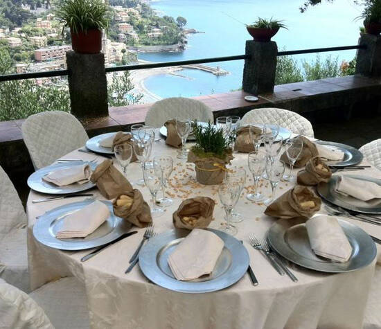 Vernissage Catering Service and Wedding