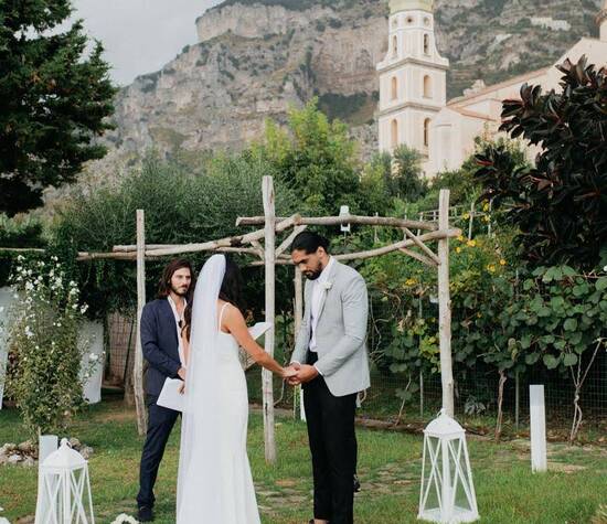 Elopement Wedding in Masavillas - S.Gennaro Cathedral view