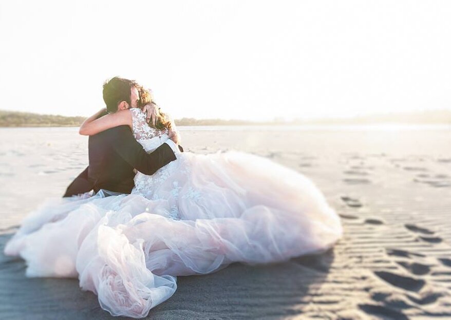 Cosa indossare per un matrimonio in spiaggia? Ecco le dritte per non sbagliare