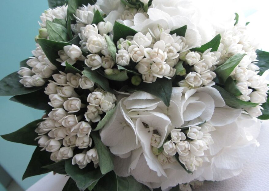 La tonalità del tuo bouquet da sposa, adeguato alla stagione